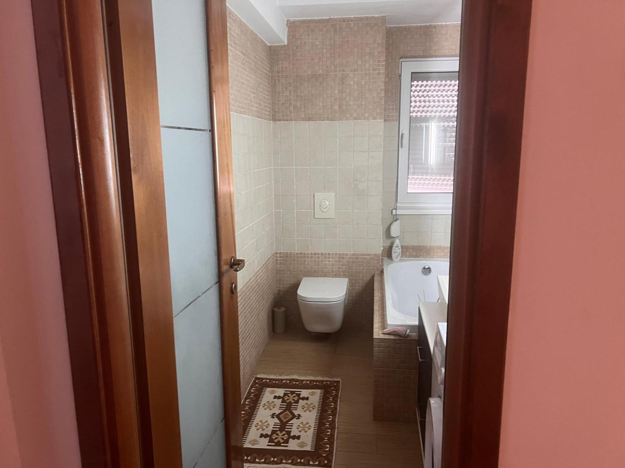 Central Trei Camere Bacău Екстериор снимка